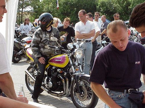 2000 Bad Kissingen
(c) www.kawasaki-z.de