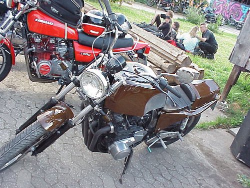 2000 Hannover
(c) www.kawasaki-z.de