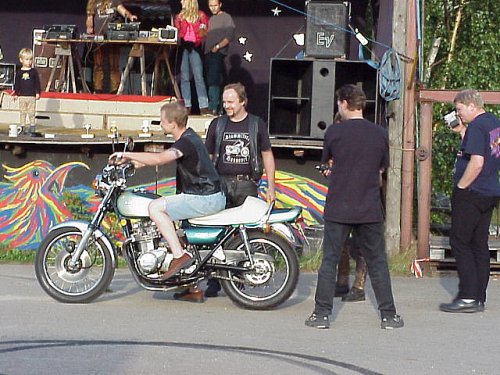 2000 Hannover
(c) www.kawasaki-z.de
