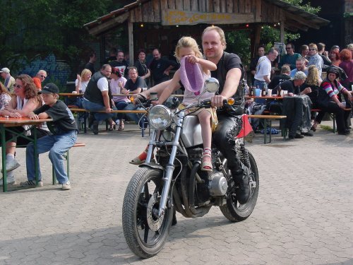 2002 Hannover
(c) www.kawasaki-z.de
