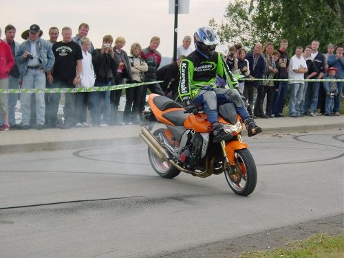 2004 Z-Stunts
(c) www.kawasaki-z.de