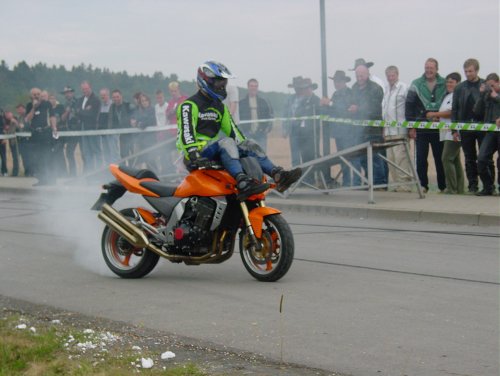 2004 Z-Stunts
(c) www.kawasaki-z.de