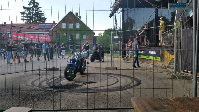 2015 Hannover
(c) www.kawasaki-z.de
