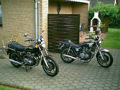 Friends + Bikes
(c) www.kawasaki-z.de