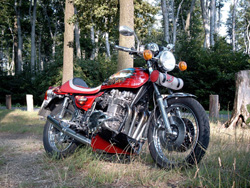 Friends + Bikes
(c) www.kawasaki-z.de