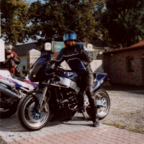 Friends + Bikes
(c) www.kawasaki-z.de