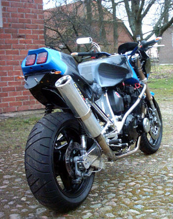 Friends + Bikes
(c) www.kawasaki-z.de