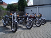 Friends + Bikes
(c) www.kawasaki-z.de