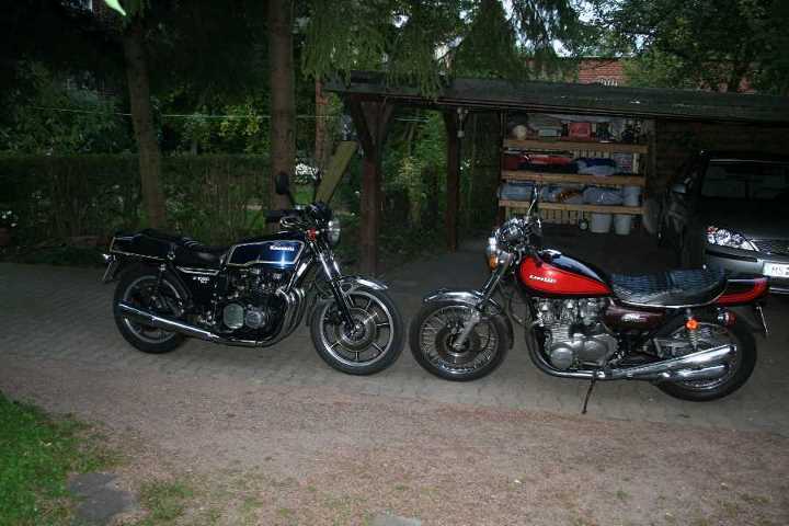 Friends + Bikes
(c) www.kawasaki-z.de