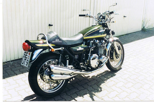 Friends + Bikes
(c) www.kawasaki-z.de