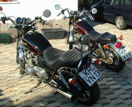 Friends + Bikes
(c) www.kawasaki-z.de
