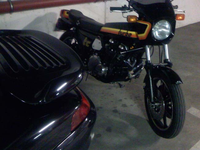 Friends + Bikes
(c) www.kawasaki-z.de