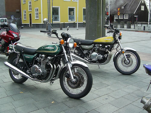 Friends + Bikes
(c) www.kawasaki-z.de