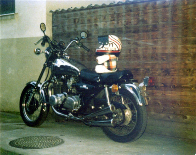 Friends + Bikes
(c) www.kawasaki-z.de