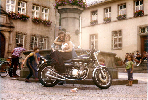 Friends + Bikes
(c) www.kawasaki-z.de