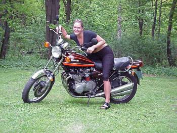 Thema: Bikes+Ladys
(c) www.kawasaki-z.de