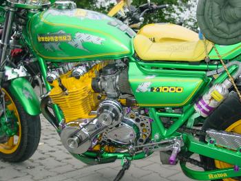 Thema: Motoren
(c) www.kawasaki-z.de