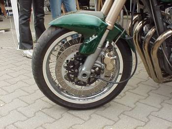 Thema: Rder & Schwingen
(c) www.kawasaki-z.de