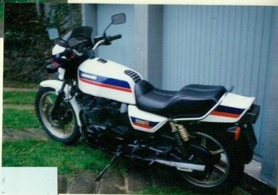 Z1000R weiß-1.JPG