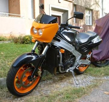 89er ZX10.JPG